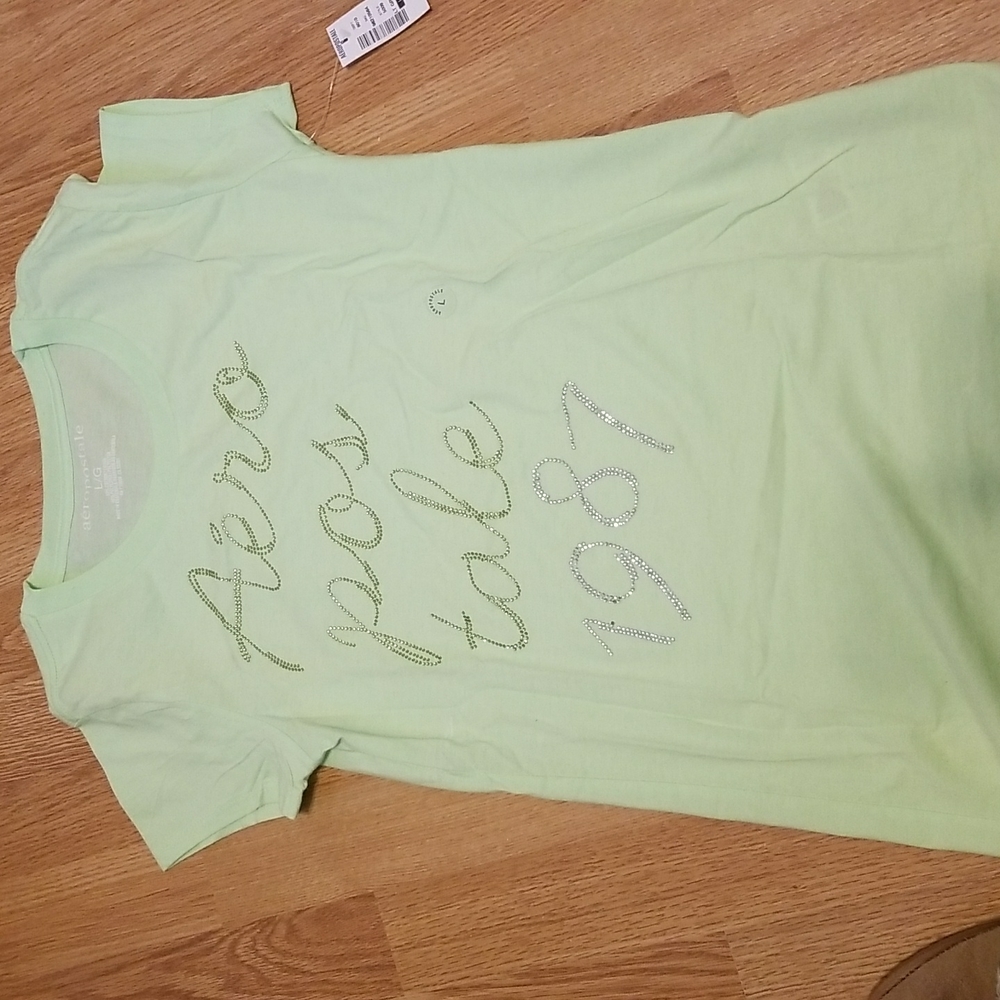 Green areopostal tshirt